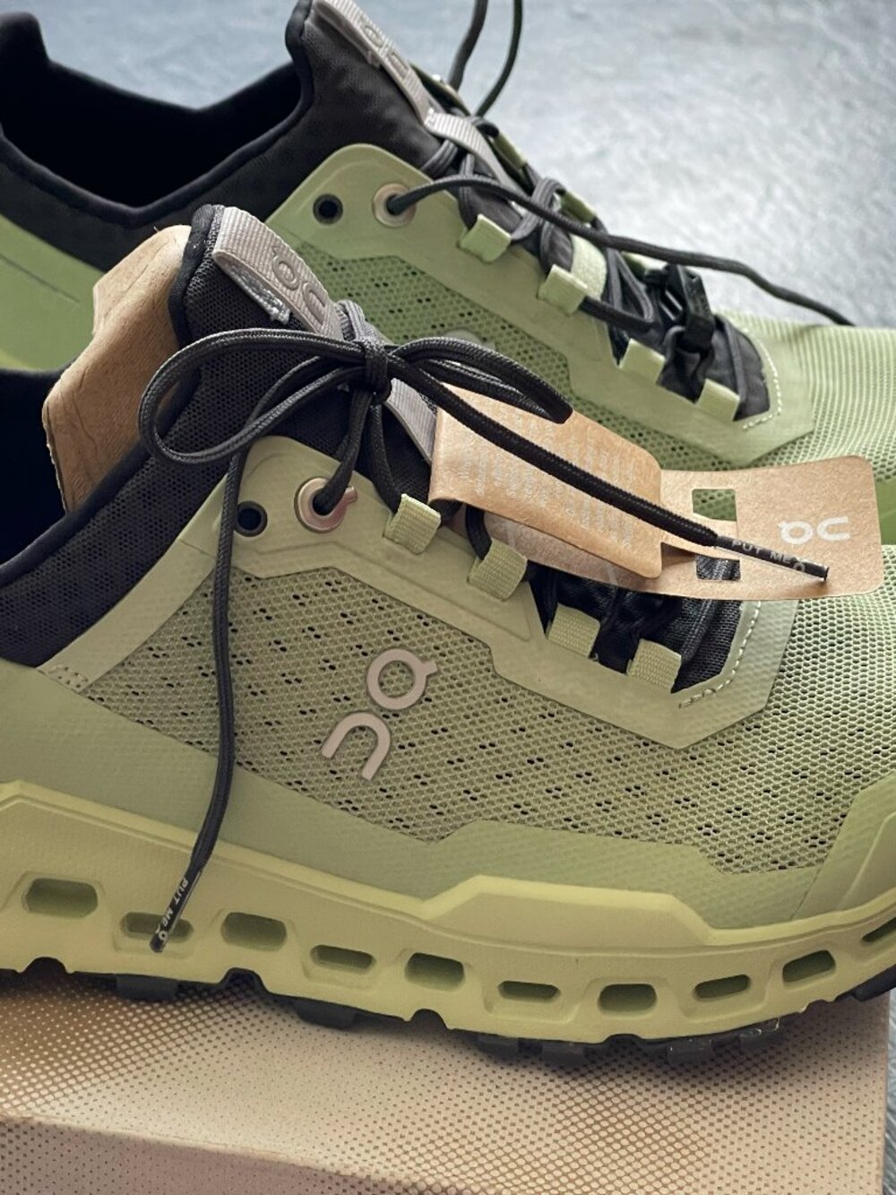 ON Women´s Cloudultratrail running shoe Vine/Meadow-US 9.5-EU 41 - Picture 9 of 11